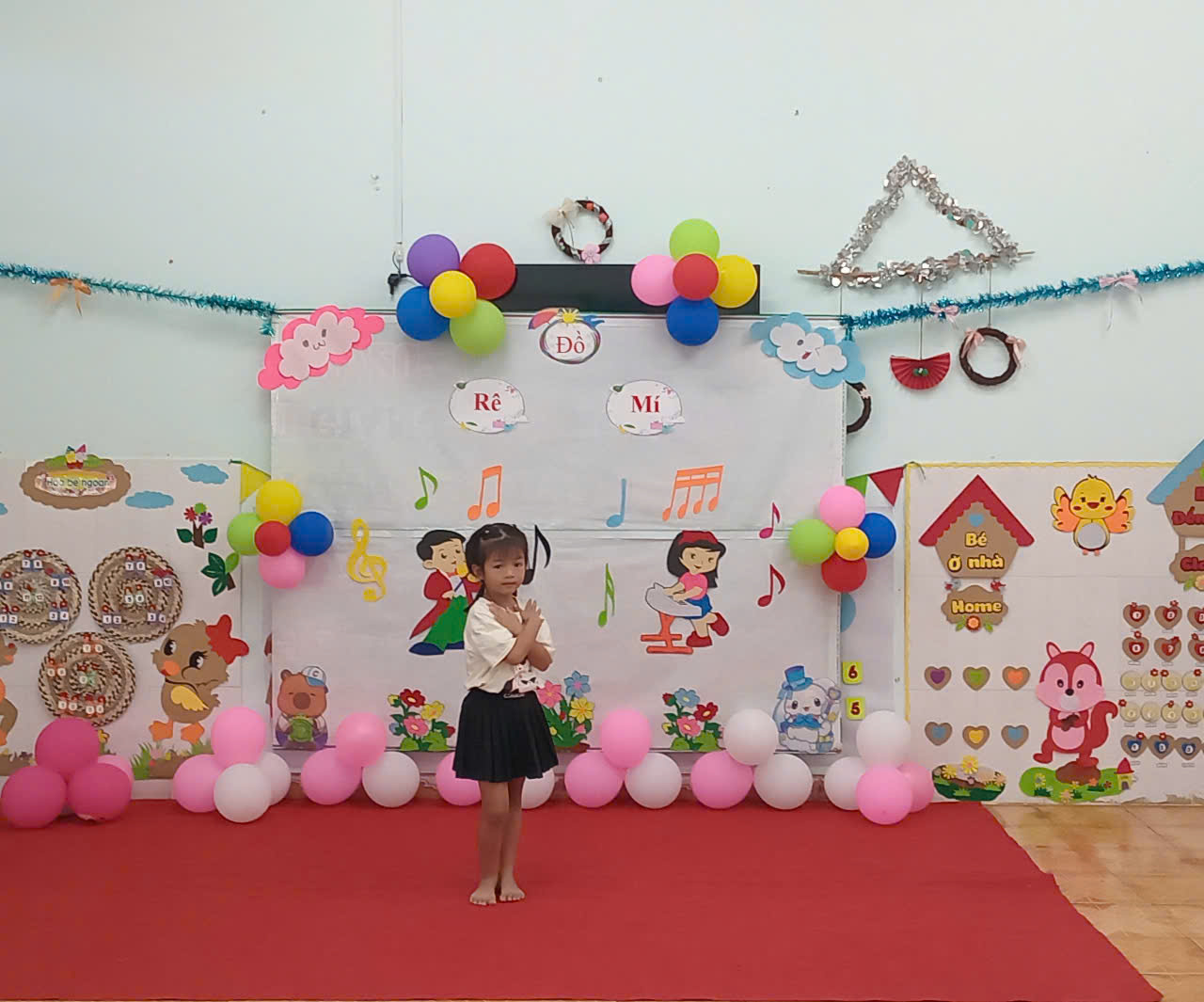 Bộ môn GD âm nhạc Hát vận động: Khúc hát đôi bàn tay ( lớp lá 3) GV: Phạm Thị Như