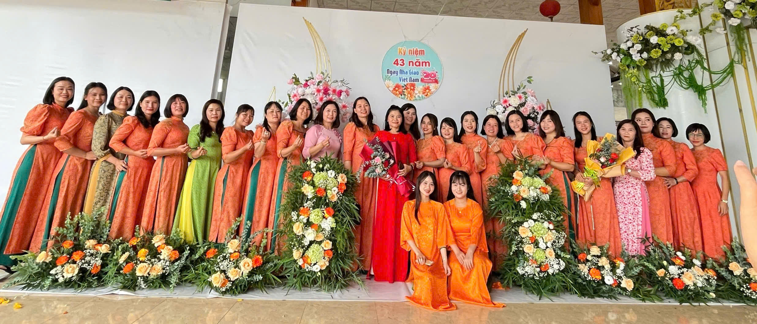 MỘT SỐ HOẠT ĐỘNG KỶ NIỆM 43 MĂM NGÀY 20/11 TRƯỜNG MẪU GIÁO GUNG RÉ