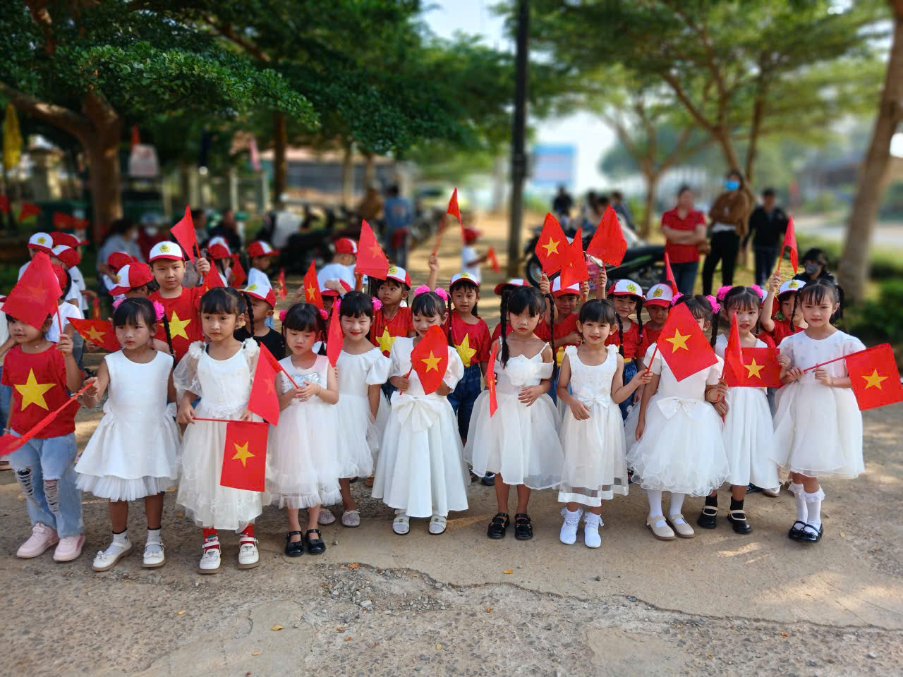 Lá 3 chào mừng ngày giải phóng miền nam 30-4