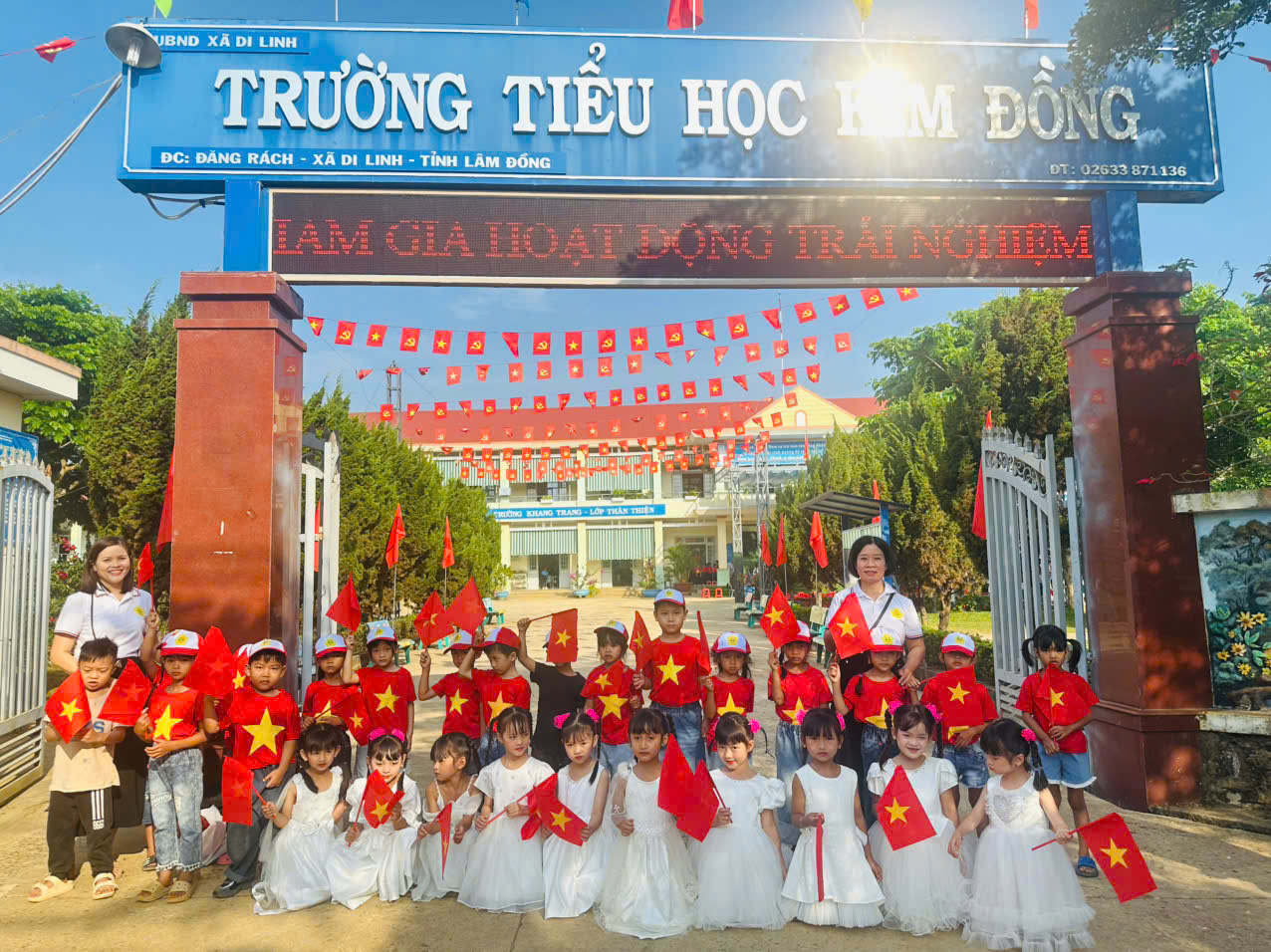 Lưu giữ kỉ niệm 2025-2026 lá 3